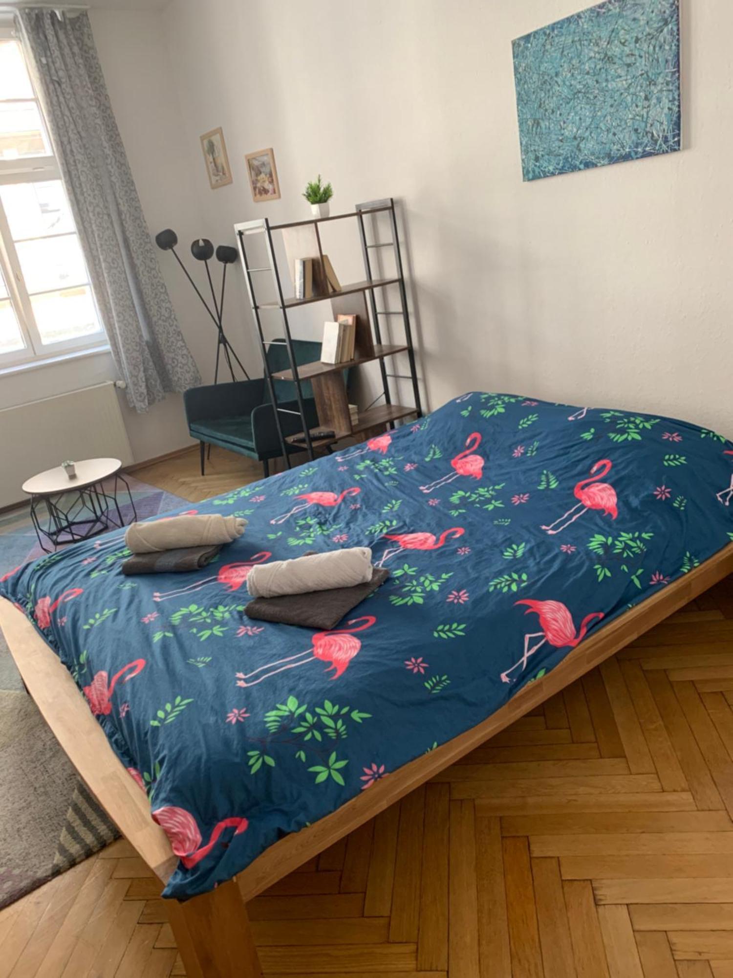 Piano Apartment In Halle Center - Netflix - Free Wifi 1 Dış mekan fotoğraf